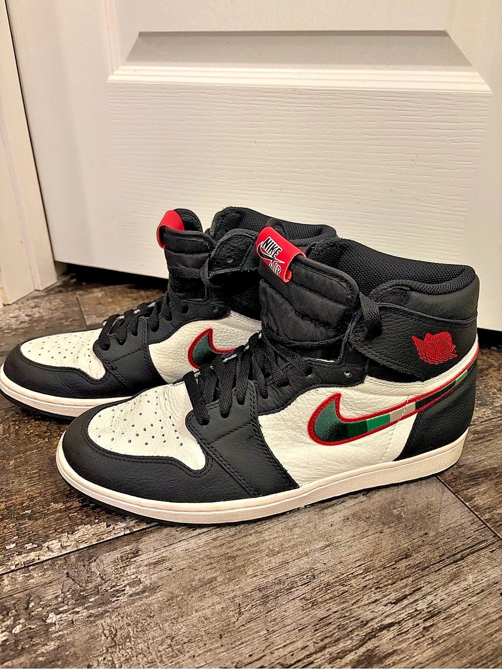 Air Jordan 1 Retro High OG 'Sports Illustrated' (also known as 'A Star Is Born')